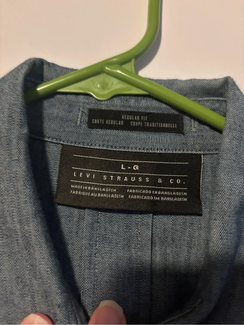 Levi's Light Blue Chambray Button-Down Shirt with Subtle Stitch Detail